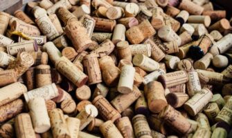 A pile of wine corks